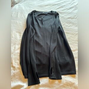 Lululemon open back sweater. Excellent condition size 8. Bring It Backbend